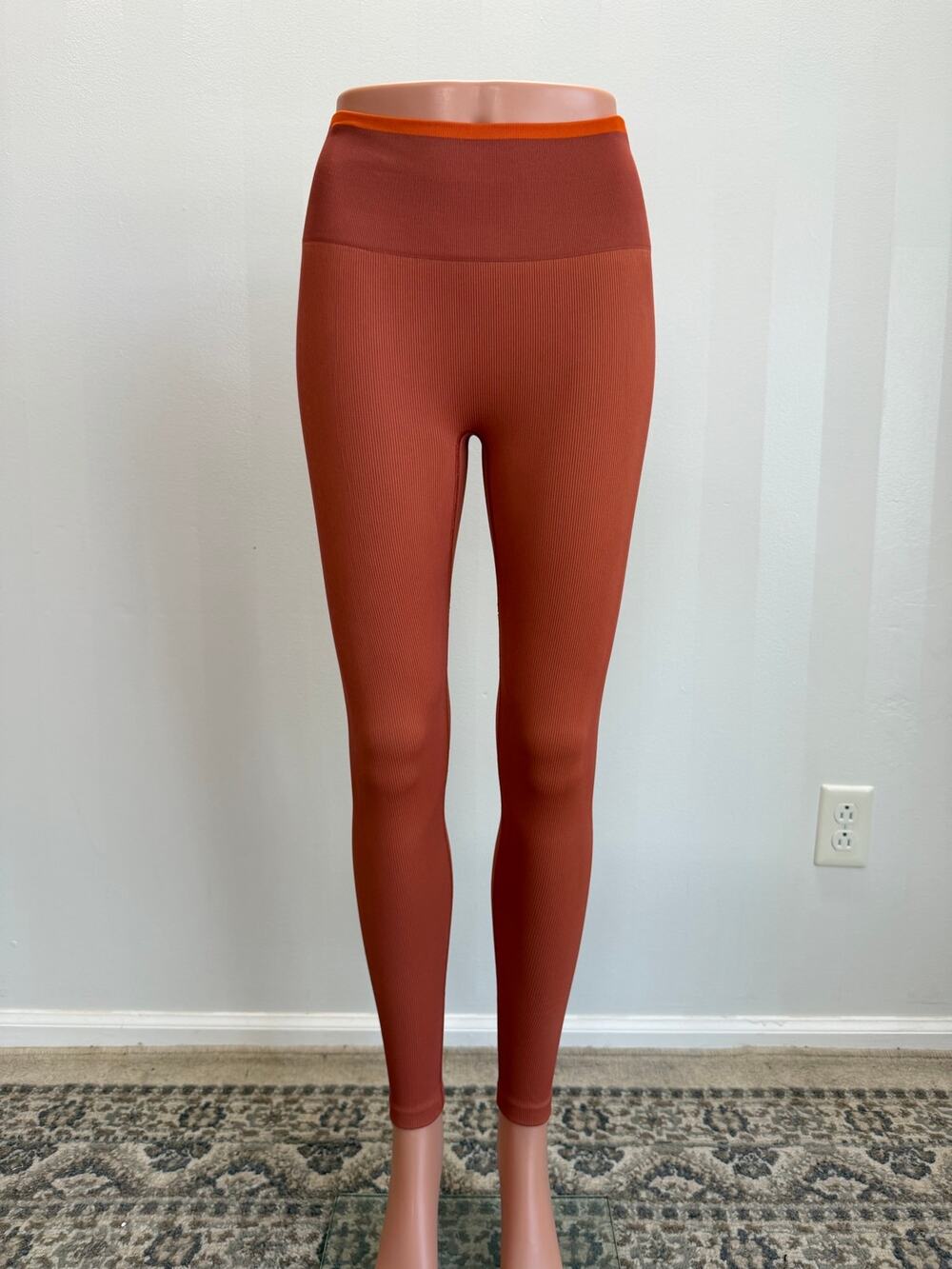 Outdoor Voices Seamless Ribbed High Rise Leggings Rust Orange Sz M